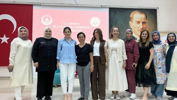 Isparta’da Aile ve Hukuk Semineri Düzenlendi: Hukuki Farkındalık Güçleniyor