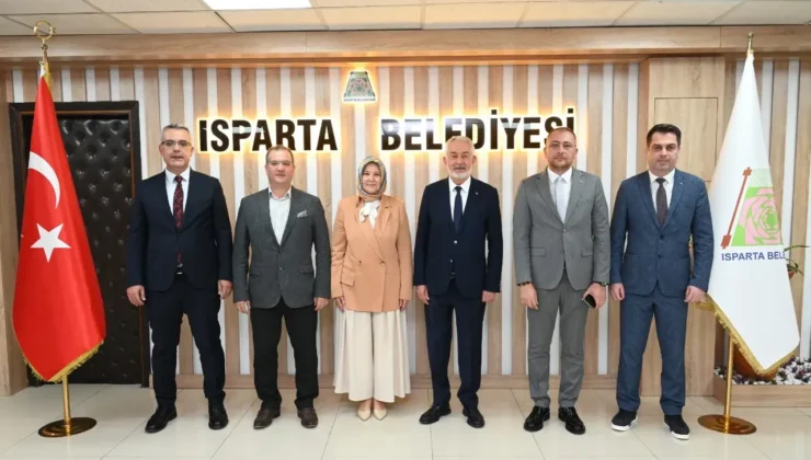 Bakan Yardımcısı Leman Yenigün’den Isparta Belediyesi’ne övgü dolu ziyaret