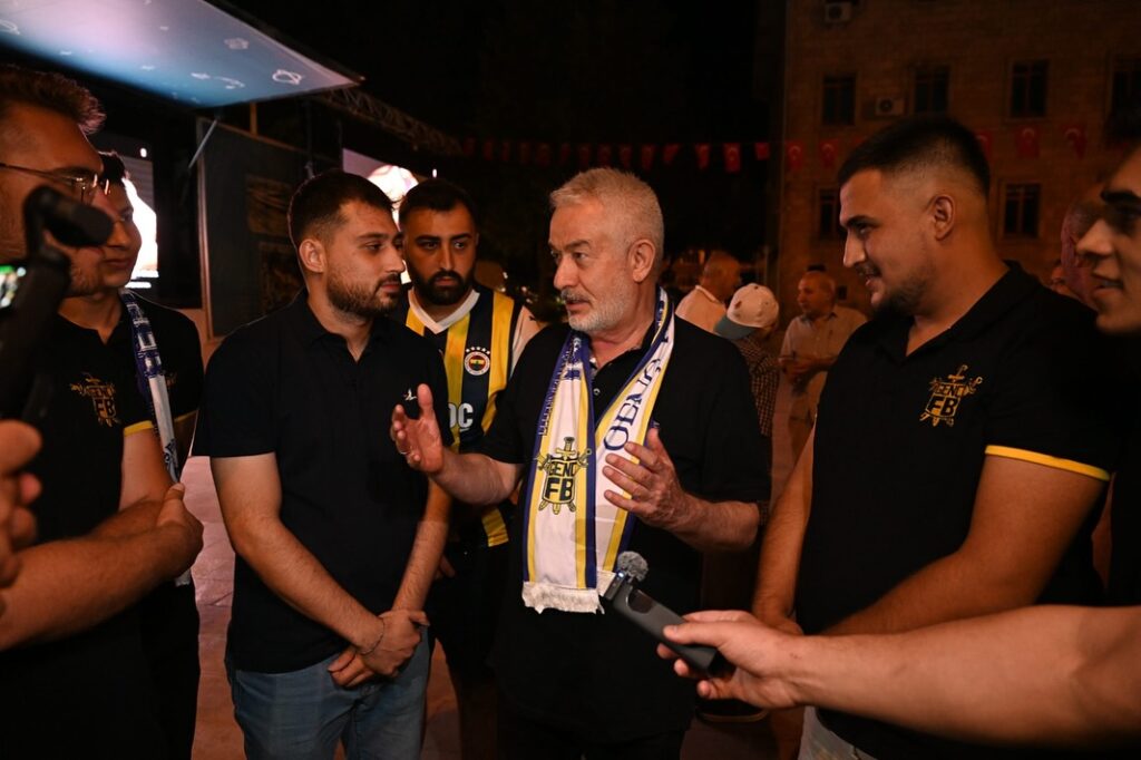 Başkan Başdeğirmen: “Fenerbahçe’mizin Şampiyonlar Ligi Mücadelesinde Gençlerle Birlikte Büyük Heyecan Yaşadık” f5