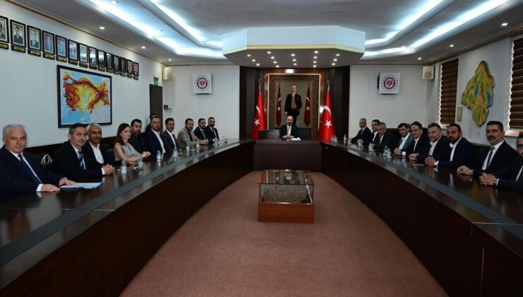 Isparta Müteahhitler Birliği’nden Vali Abdullah Erin’e Ziyaret