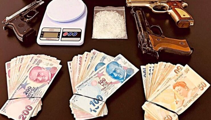 Isparta’da Uyuşturucu Operasyonu: Metamfetamin, Sentetik Kannabinoid ve Ruhsatsız Silahlar Ele Geçirildi