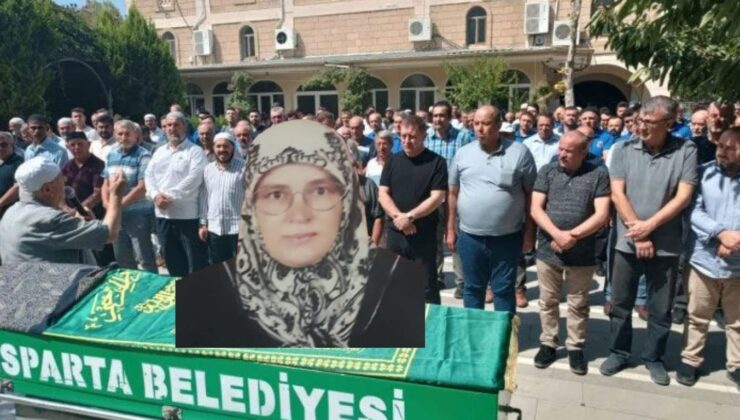 Ali Osman Yenitürk Eşinin Cenaze Namazını Kıldırdı