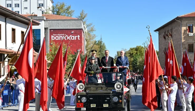 Isparta’da Cumhuriyetin 102. Yılı Gururla Kutlandı