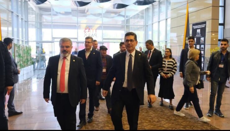 CHP Isparta İl Kongresi Tamamlandı: Yalım Halıcı’dan Birlik ve Mücadele Mesajı