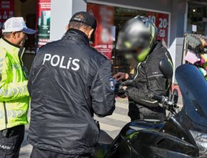 Isparta’da Huzur ve Trafik Güvenliği İçin Kapsamlı Modifiyeli Araç Denetimi: Yüksek Gürültüye Geçit Yok