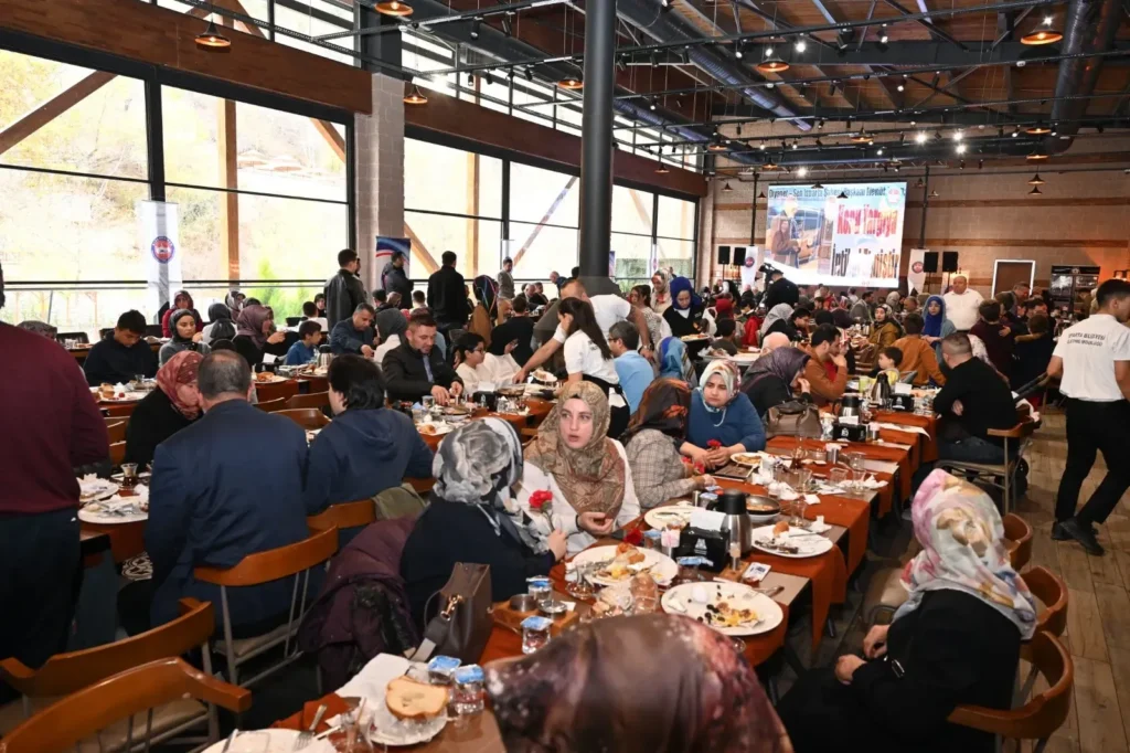 Başkan Başdeğirmen, Diyanet-Sen ailesiyle buluştu di2