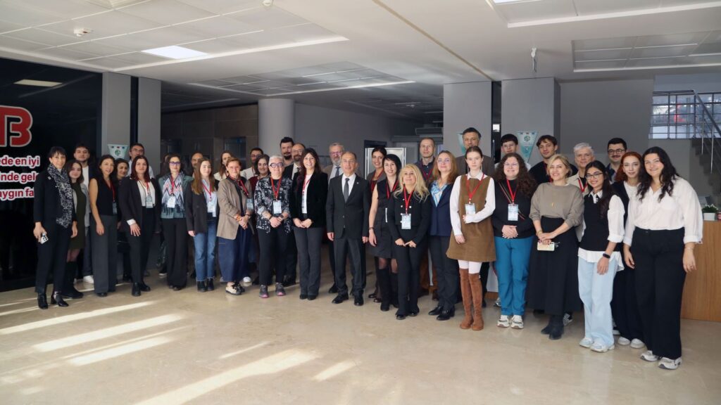 Süleyman Demirel Üniversitesi, "Management in a Virtual World" Projesinin Kapanış Toplantısını Gerçekleştirdi sddd