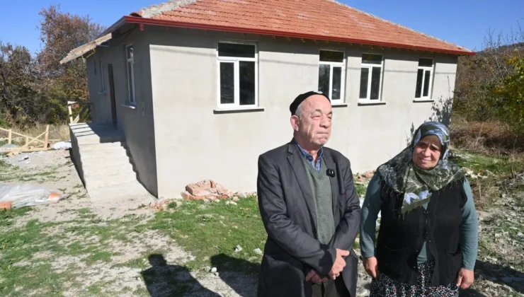 Başkan Başdeğirmen’den Köylere Sosyal Destek Eli: Balcı Köyündeki Aileye Kapı ve Pencere Yardımı