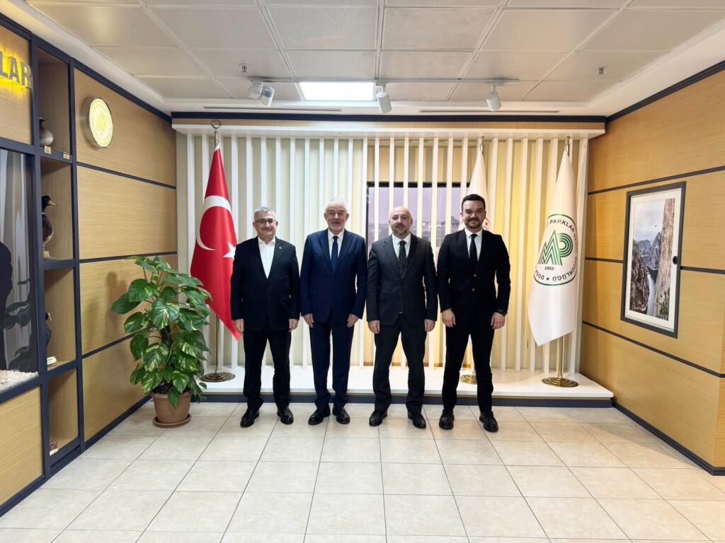 Gölcük Tabiat Parkı’nda Yeni Adımlar Gölcük