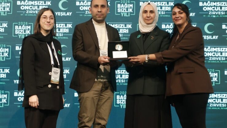 Isparta Yeşilay İl Başkanlığı’na “İlham Veren Projeler” Ödülü