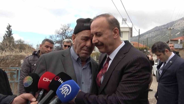 Kayıp baş arama çalışmalarında acılı baba, Vali Erin’e sarılarak gözyaşlarına boğuldu