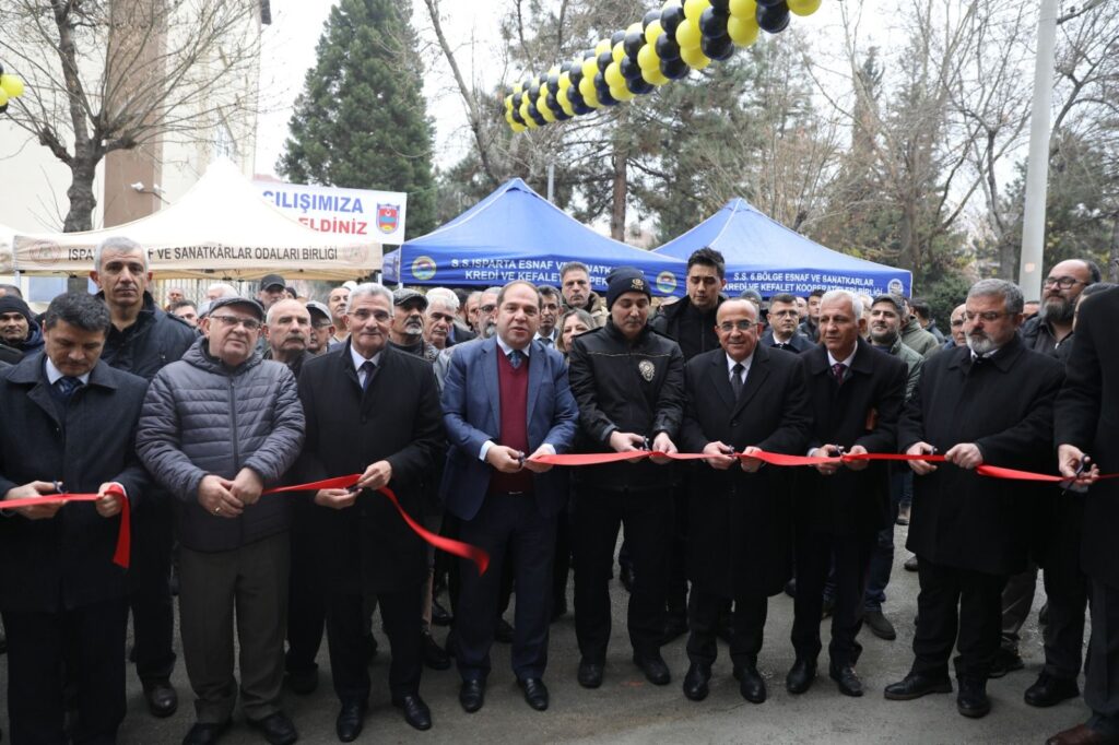 Şoför Esnafına Müjde: Isparta’da Dev Hizmet Merkezi Törenle Açıldı a7