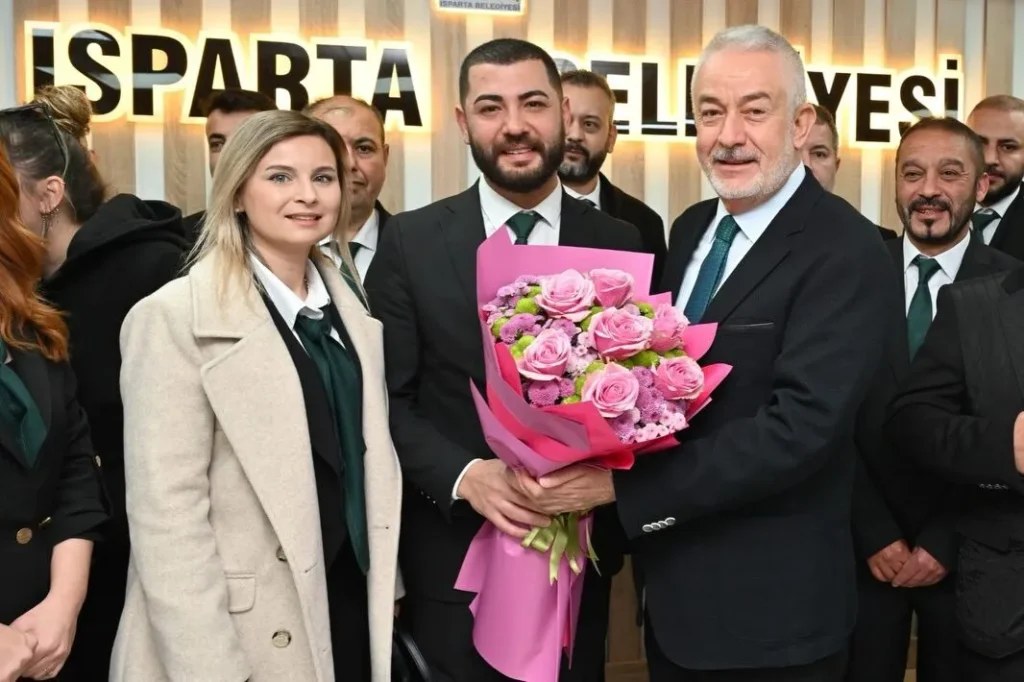 Osman Balcı’dan Başkan Başdeğirmen’e Ziyaret: “Berberler ve Kuaförler Odasını Sosyal Bir Oda Yapmak İstiyoruz” Osman
