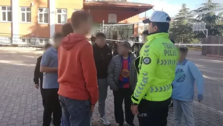 Isparta’da Okul Çevrelerinde Geniş Kapsamlı Asayiş Denetimi