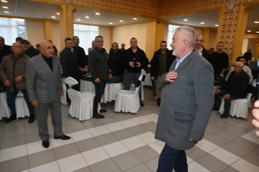 Başkan Başdeğirmen: “Amacımız daha güvenli ve konforlu yapılara ulaşmak” Başkan