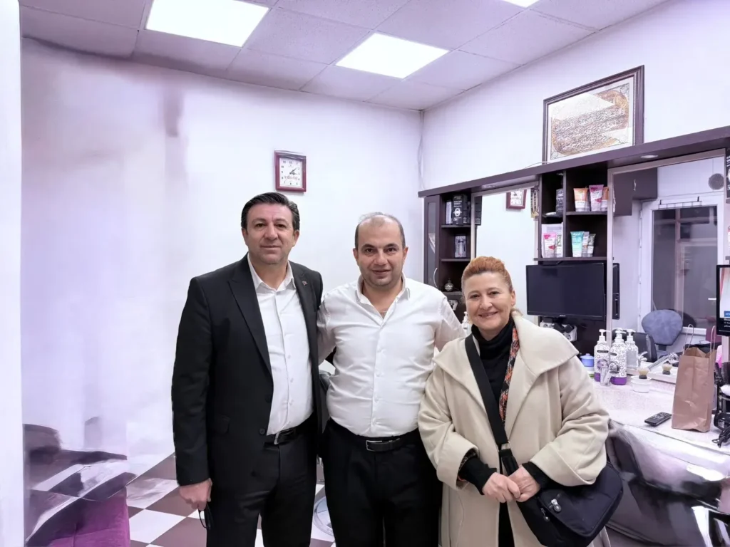 Berberler ve Kuaförler Odası’nda Seçim Günü: Başkan Demiralay’dan Sandığa Davet Mehmet Demiralay x7