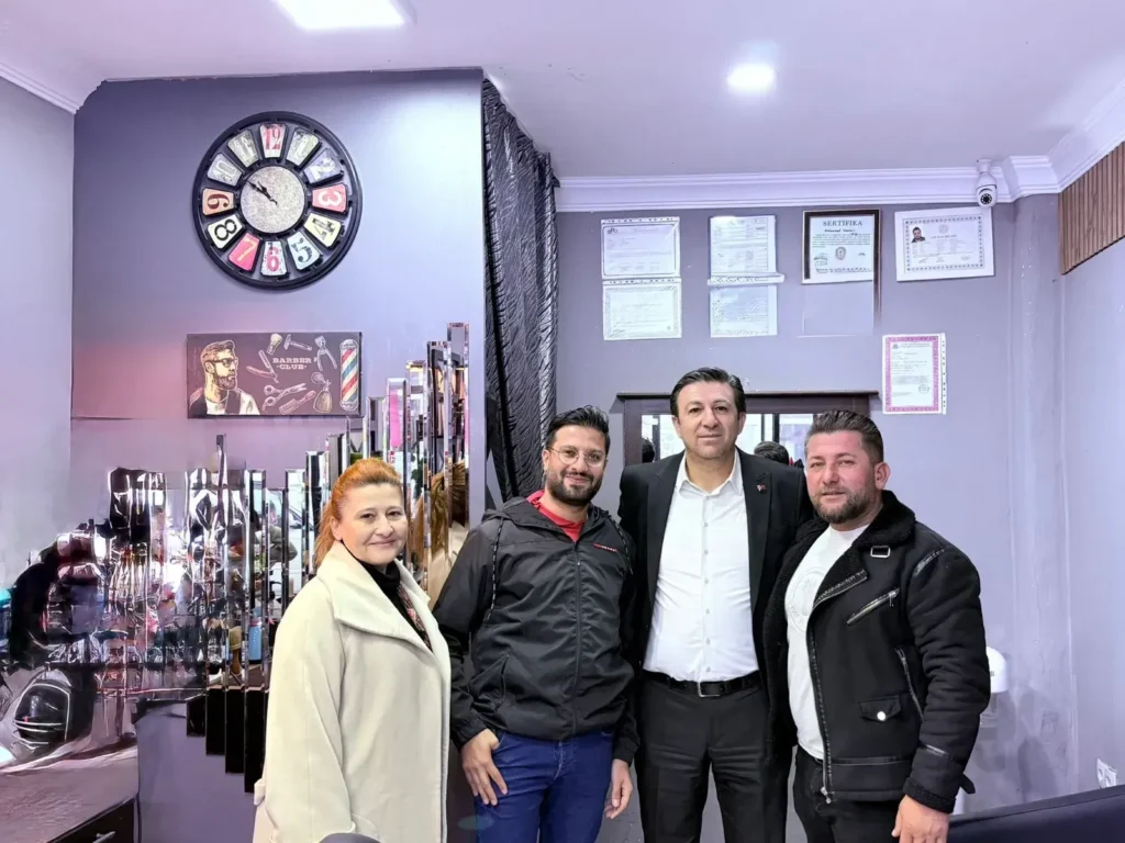 Berberler ve Kuaförler Odası’nda Seçim Günü: Başkan Demiralay’dan Sandığa Davet Mehmet Demiralay x9
