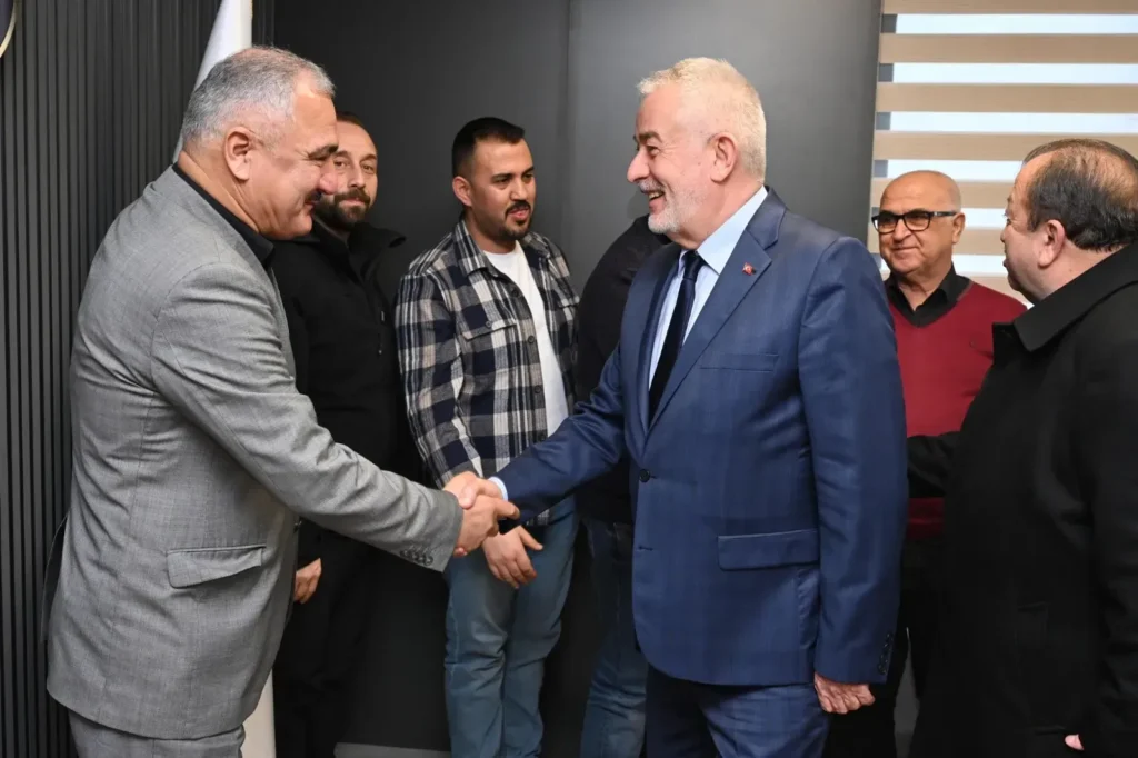 Şükrü Başdeğirmen MÜSİAD Yönetimiyle Buluştu: Hedef Güçlü Isparta Ekonomisi Baskan Basdegirmenden MUSIADa Ziyaret 2