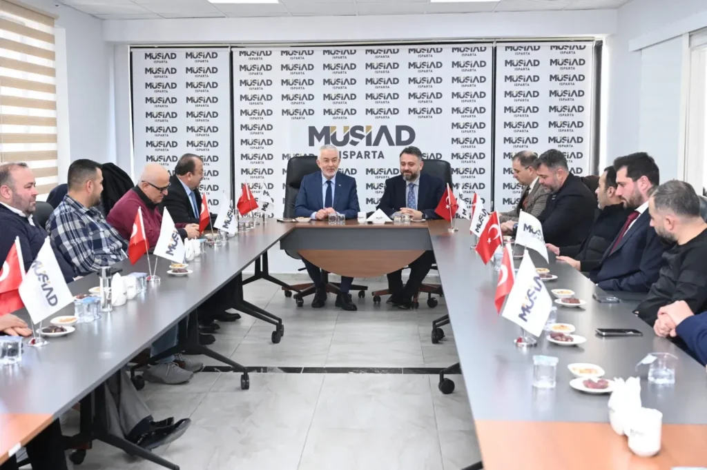 Şükrü Başdeğirmen MÜSİAD Yönetimiyle Buluştu: Hedef Güçlü Isparta Ekonomisi Baskan Basdegirmenden MUSIADa Ziyaret 5