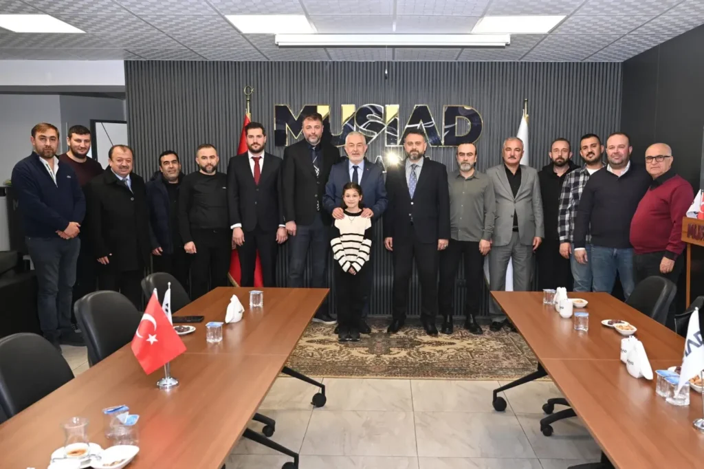 Şükrü Başdeğirmen MÜSİAD Yönetimiyle Buluştu: Hedef Güçlü Isparta Ekonomisi Baskan Basdegirmenden MUSIADa Ziyaret 9