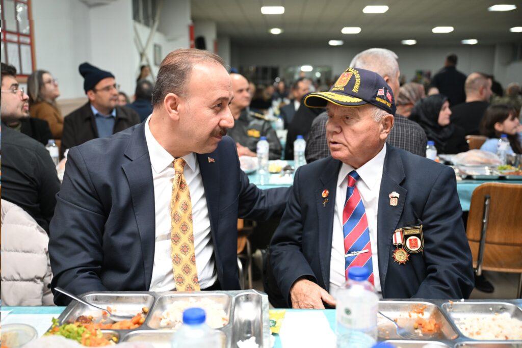 Isparta 40’ıncı Komando Tugayı’nda İftar: Kahramanlar ve Emanetleri Buluştu Isparta Askeriye Abdullah ERIN 4