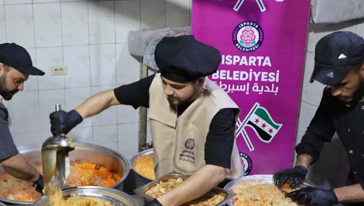 Isparta Belediyesi’nden Şam’da Kardeşlik İftarı: Bin Kişi Aynı Sofrada Buluştu