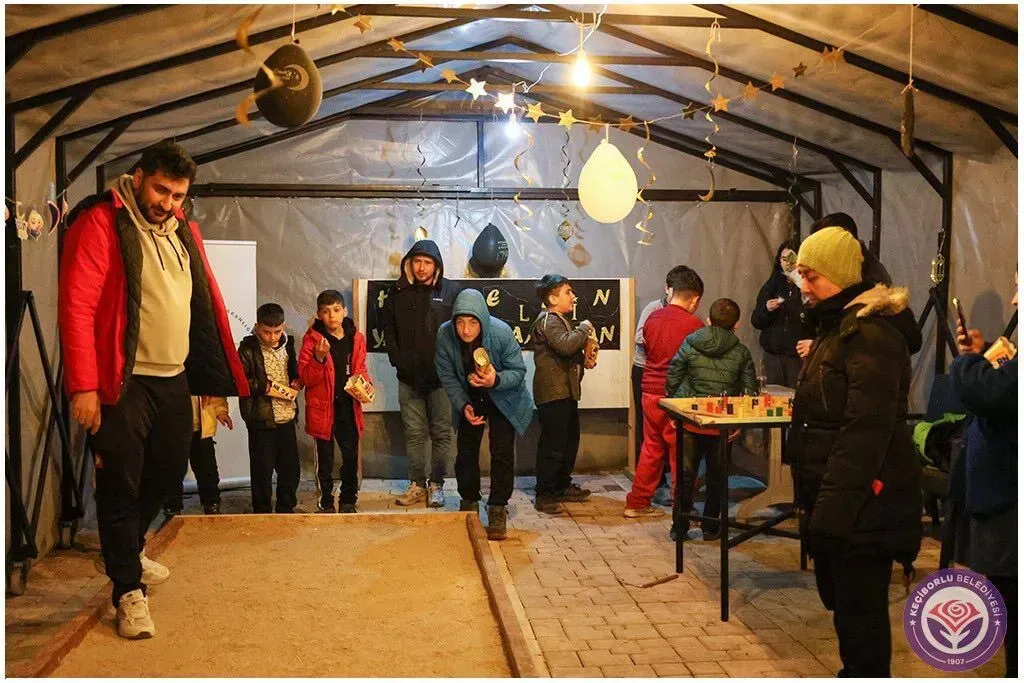 Keçiborlu'da Dayanışma Ruhu: Belediye Sofrasına Gelemeyenin Kapısına Gidiyor KEciborlu iftar 3