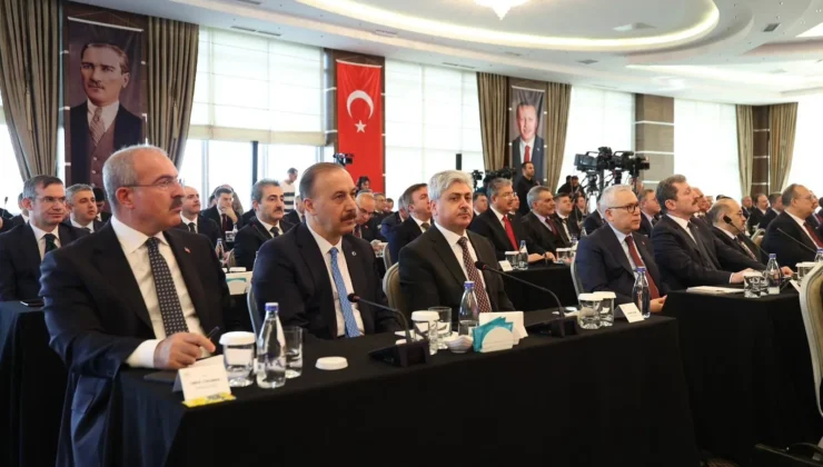 Vali Abdullah Erin, Ankara’da Bakanlar Kurulu Üyeleriyle Bir Araya Geldi