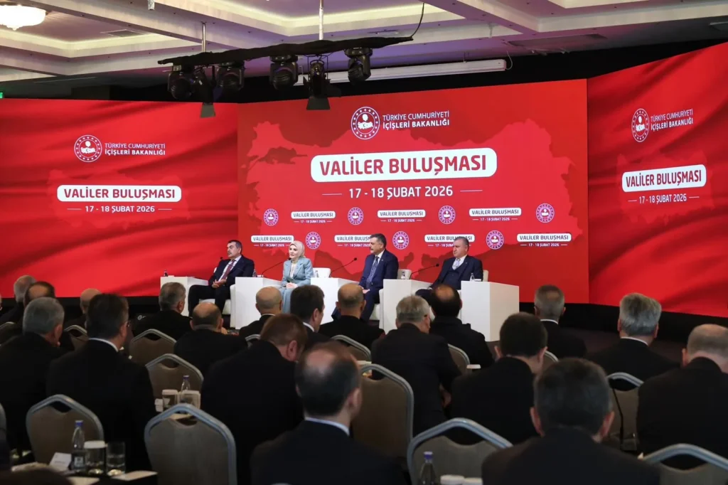 Vali Abdullah Erin, Ankara’da Bakanlar Kurulu Üyeleriyle Bir Araya Geldi Valiler bulusmasi 2