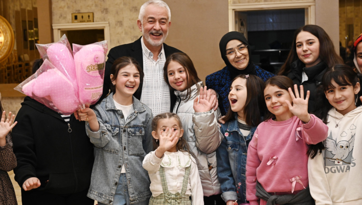 Sidre Mahallesi’nde 12 Yıllık Gelenek: Şükrü Başdeğirmen Çocuklarla İftarda Buluştu
