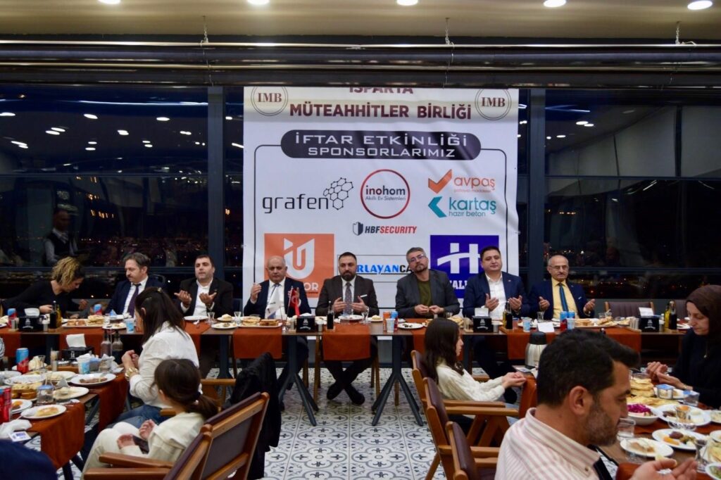 Başkan Ali Yüce Ev Sahipliği Yaptı: Kirazlıdere'de Birlik Sofrası Isparta Muteahhitler Birligi Iftar 8