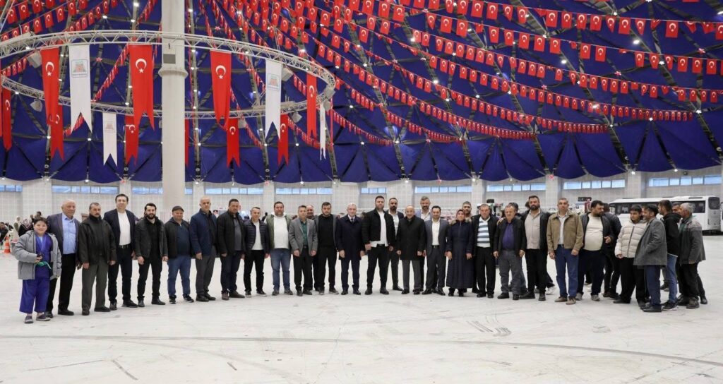 Sebzeciler Odası’nın Yeni Yönetiminden İlk İftar: Gökkubbe’de Manevi Buluşma Isparta Sebzeciler 5