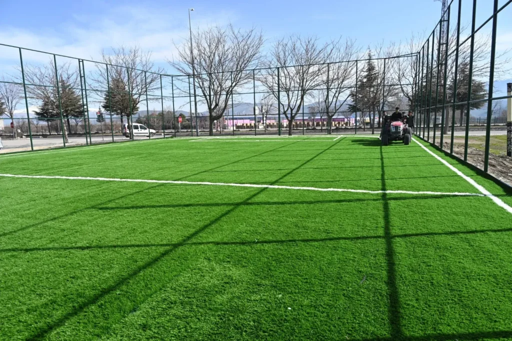 Isparta’nın Spor Altyapısına Dev Takviye Devam Ediyor: 13 Saha Daha Geliyor Isparta Semt Sahalari 2