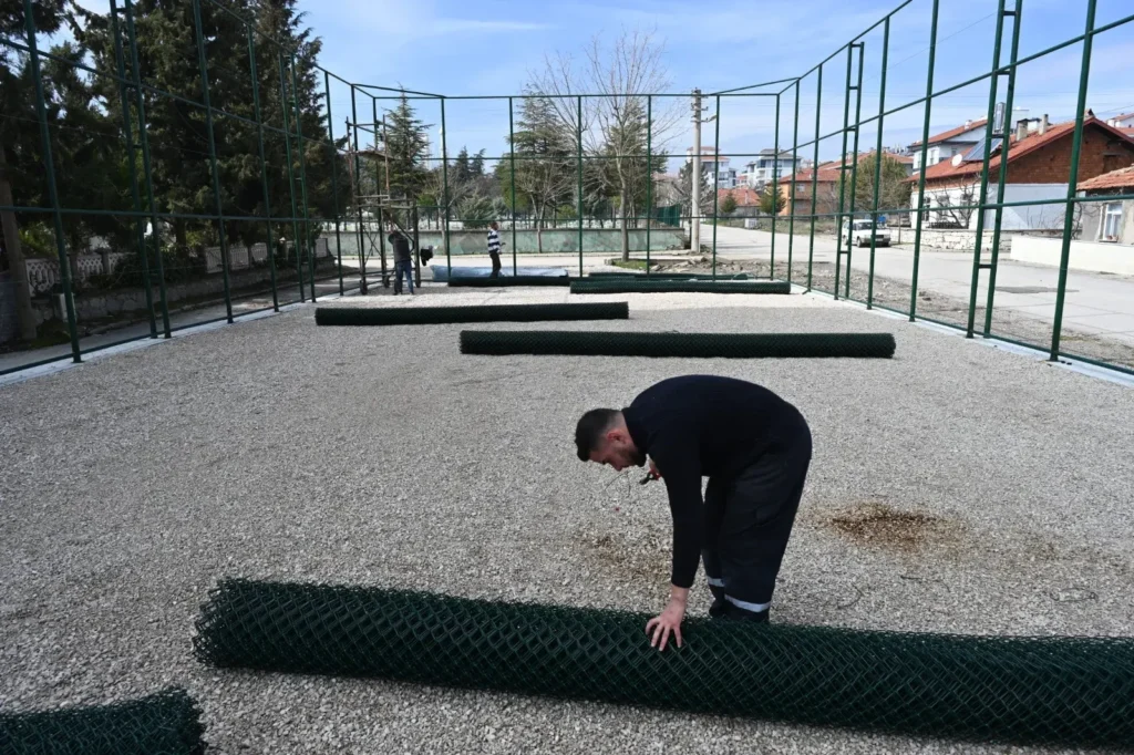 Isparta’nın Spor Altyapısına Dev Takviye Devam Ediyor: 13 Saha Daha Geliyor Isparta Semt Sahalari 6