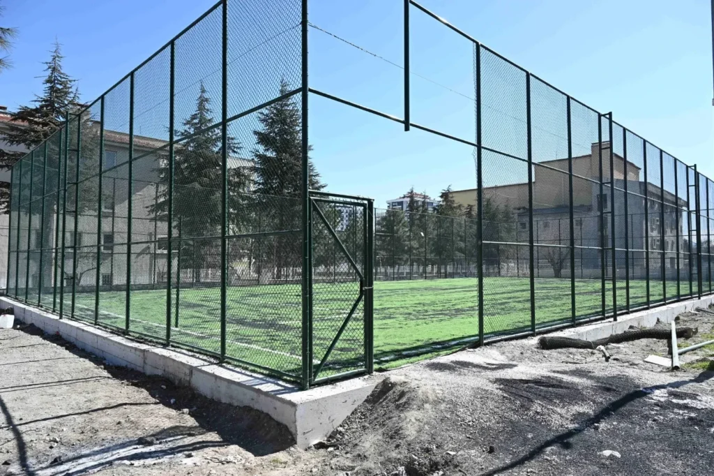 Isparta’nın Spor Altyapısına Dev Takviye Devam Ediyor: 13 Saha Daha Geliyor Isparta Semt Sahalari 9