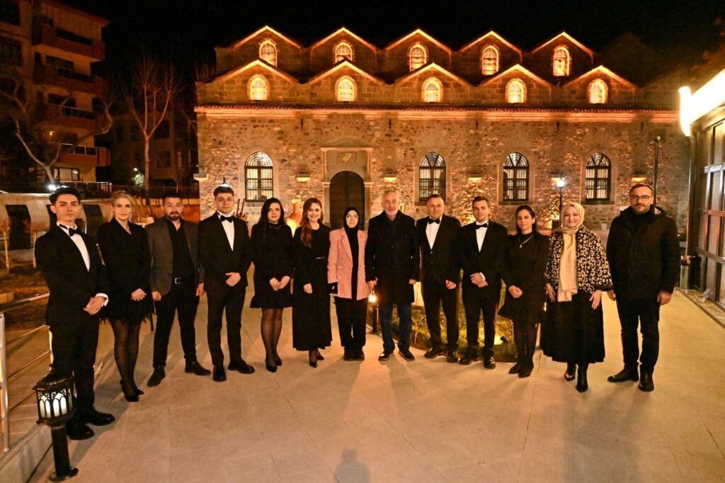 Başkan Başdeğirmen Duyurdu: Atatürk’ün Parmak İzi Olan Kolonya Şişesi Isparta’da Koku Ataturk Mi Isparta 13