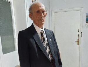 Isparta’nın Eğitim Çınarı Devrildi: Mehmet Zengin 98 Yaşında Hayata Gözlerini Yumdu