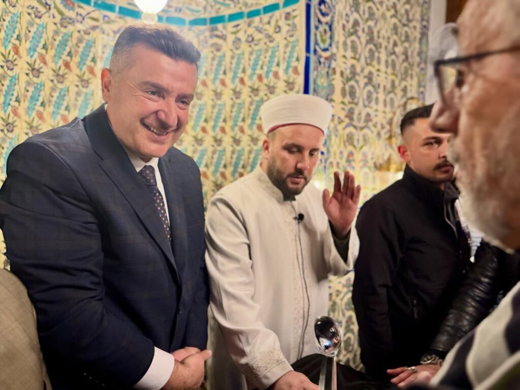 Başkan Mustafa Özer: Kadir Gecesi Kardeşliğimizin Güçlenmesine Vesile Olsun Mustafa Ozer Kadir Gecesi8