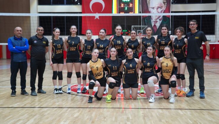Isparta’da Kupalara El Koydular: Kadirzade 7K ve Eğirdir 1923 SK’dan Şampiyonluk Serisi