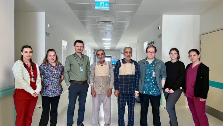 Isparta Şehir Hastanesi’nde İki Kardeş İki Ameliyat Tek Taburcu