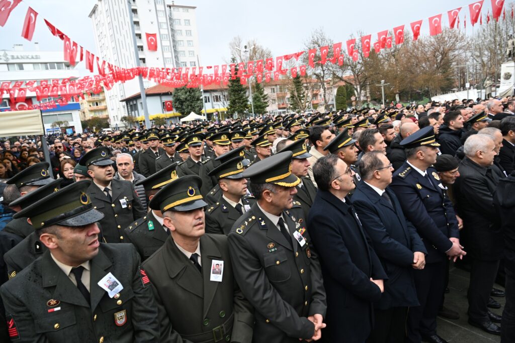 Isparta Şehidini Kalbine Gömdü: Binbaşı Sinan Taştekin Dualarla Uğurlandı Sehit Binbasi Sinan Tastekin Isparta4