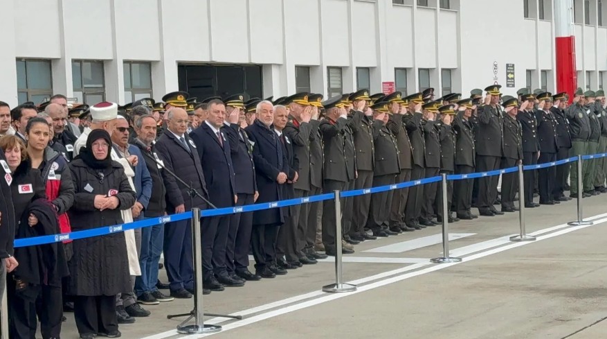 Şehit Sinan Taştekin'in Naaşı Isparta'ya Ulaştı: Son Görev Bugün Yapılacak Sehit Cenazesi2