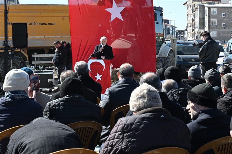 Vatan Mahallesi’ne 10 Bin Metrekarelik Dev Eser: Kültür ve Eğitim Külliyesi Temel Atma 3