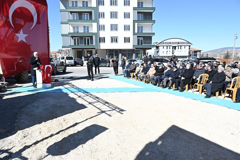 Vatan Mahallesi’ne 10 Bin Metrekarelik Dev Eser: Kültür ve Eğitim Külliyesi Temel Atma 4