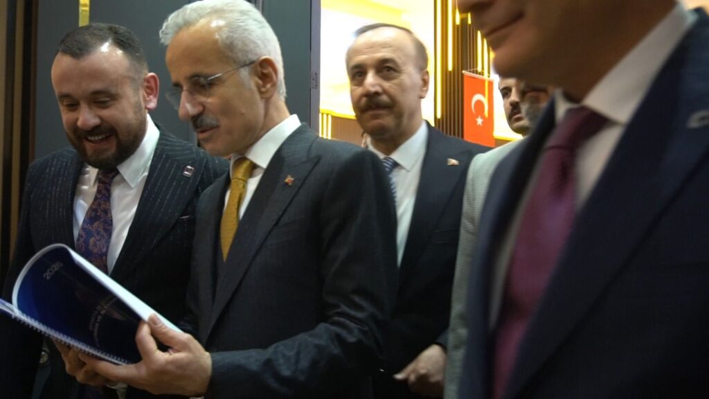 Bakan Uraloğlu’na Isparta’nın Ulaşım Beklentileri Rapor Edildi Uraloglu Isparta