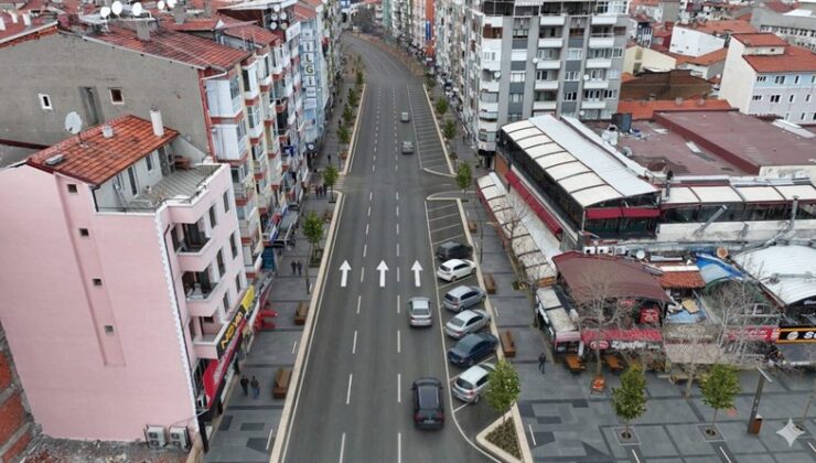 Başkan Başdeğirmen’den Çağrı: “Cumhuriyet Caddesi’nin Kaderini Siz Belirleyin”