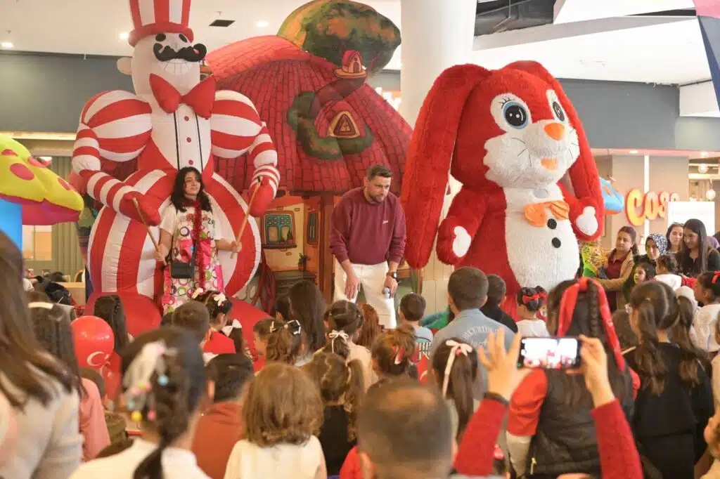 Isparta Meydan AVM’de 23 Nisan Şenliği: Etkinlikler Pazar Gününe Kadar Sürecek 23 Nisan IYAS