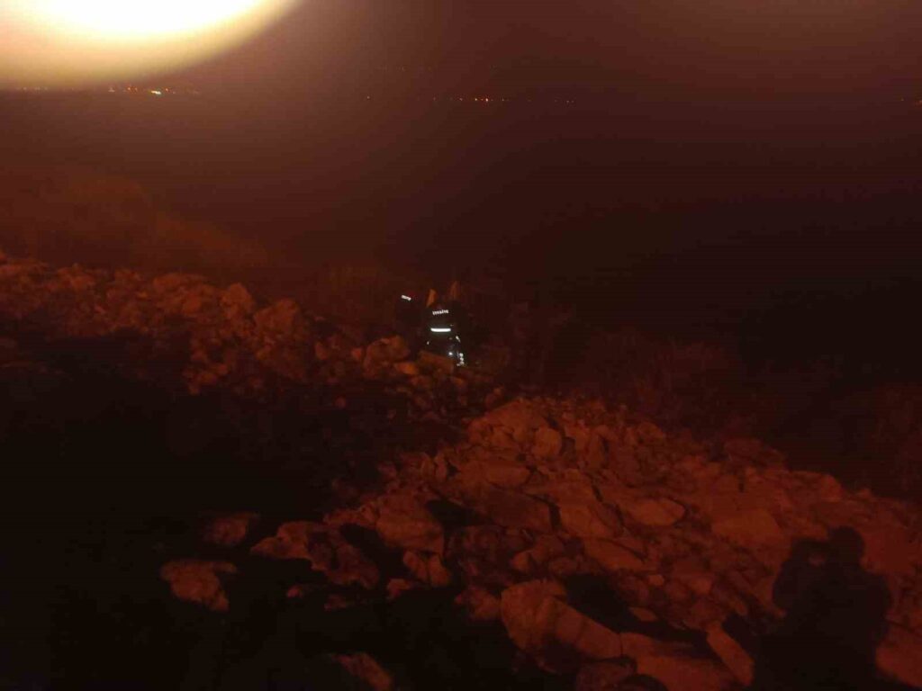Konya-Isparta Karayolunda Korkutan Kaza: Otomobil Göl Kenarına Uçtu Gole Uctu 1 Egirdir2 1