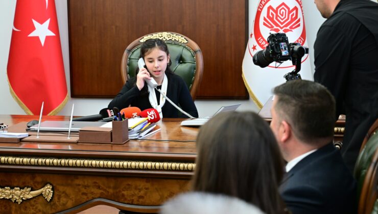 Isparta Valisi Erin 23 Nisan’da Makamını Küçük Valisine Devretti