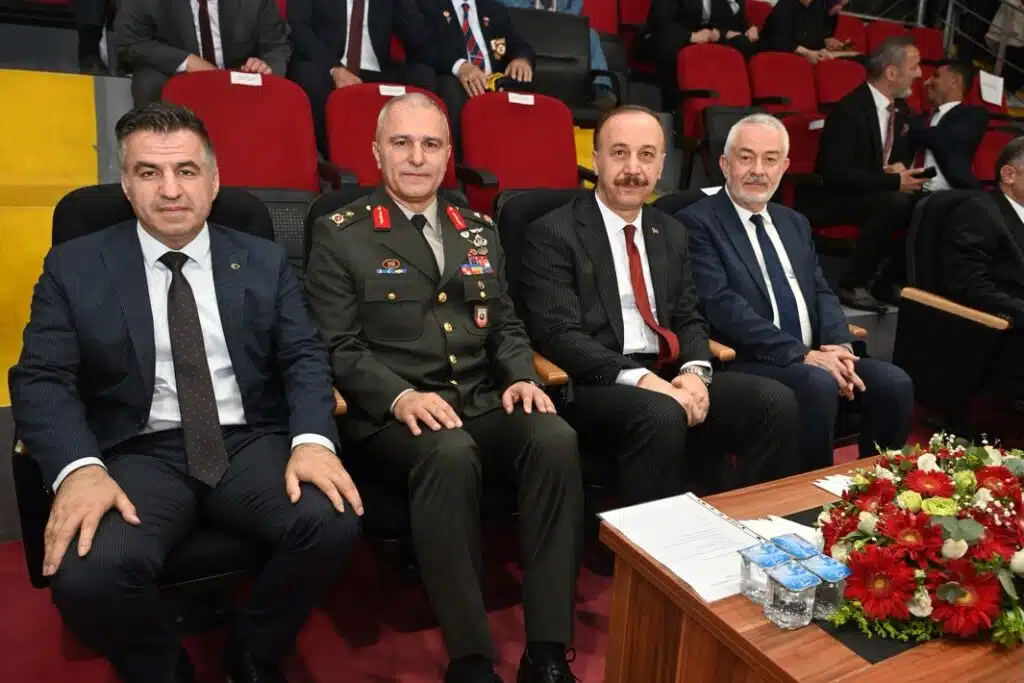 Isparta’da 23 Nisan Coşkusu Yine Her Zaman ki Gibi Işıkkent Spor Salonu’ndan Taştı Ispartada 23 Nisan Gururu Isikkent Spor Salonunda Gorkemli Kutlama2